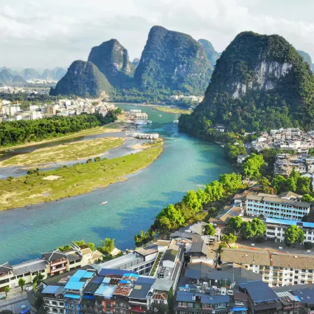 Yangshuo Percent Hotel (West Street Li River )