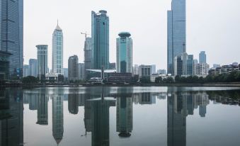 Lavande Hotel Wuhan QuShuiLou of Xinhua Road