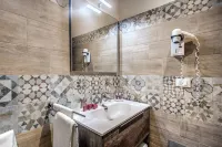 Rome Garden Hotel Отели в г. Пномпень