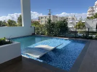 Hedge Apartments by CLLIX - Pools