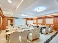 Yitel Trend (Changchun Dongsheng Street Metro Station) Hotels near Erdao