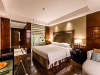 麦新格国际酒店(上海国际旅游度假区店) - 豪华大床房
