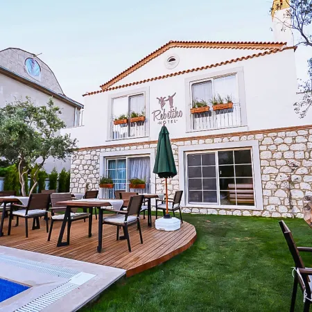 Rebetiko Hotel
