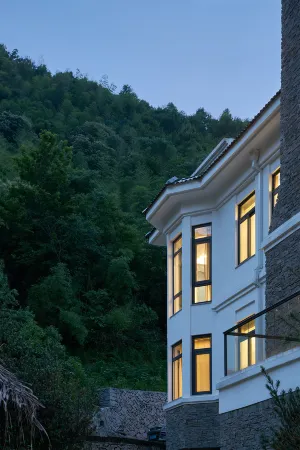 Tonglu Ru shi zhu homestay Отели рядом с достопримечательностью «Dipucun»