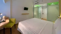 Whiz Prime Hotel Megamas Manado Hotels in Sario