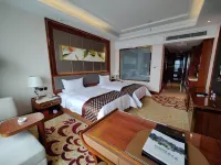 Yong Chang International Hotel - parking
