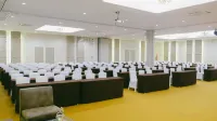 Varimantra Hotel Hotels in Bang Yai District