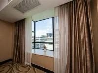 Park Lane Yiju Hotel (Jiangmen Taishan Pedestrian Street Pinghu Road) Taishan, Guangdong otelleri