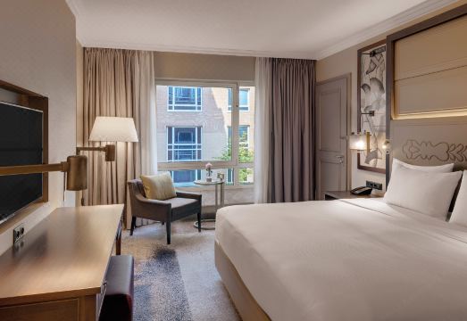 힐튼 뮌헨 시티 라운지