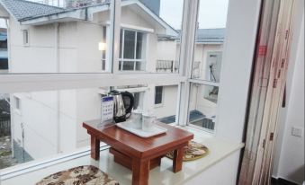 Wuyishan Traveler Homestay