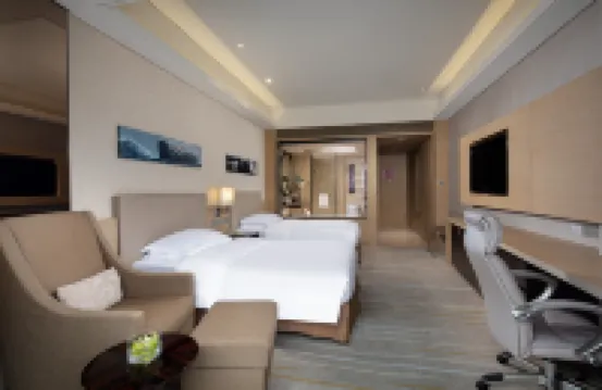 Crowne Plaza GUANGZHOU HUADU by IHG Отели в г. Гуанчжоу