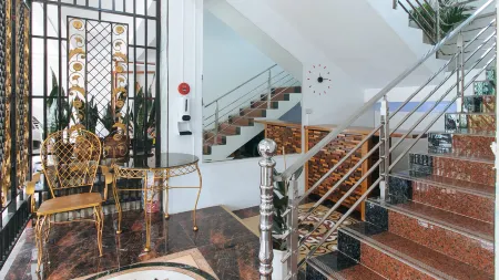 RedDoorz near LRT 2 Antipolo Station Отели рядом с достопримечательностью «Parish Of The Immaculate Heart of Mary»