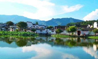 Hongcun Zhilan Youmeng Lake View B&B