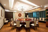 Taibai Restaurant Boutique Garden Hotel (West to Jining North Bus Station)