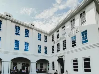 Le Cannes, a Recall Luxe Hotel Hoteles cerca de Puente de Mengrai