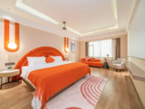 Victoria International Hotel (Maoming High Speed Railway Station North Square) Hotels in Maoming