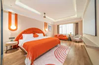 Victoria International Hotel (Maoming High Speed Railway Station North Square) Hotels in Maoming