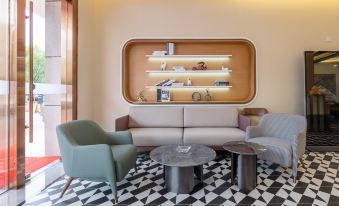 Shanghai Songjiang Sheshan LanOuShangPin Hotel