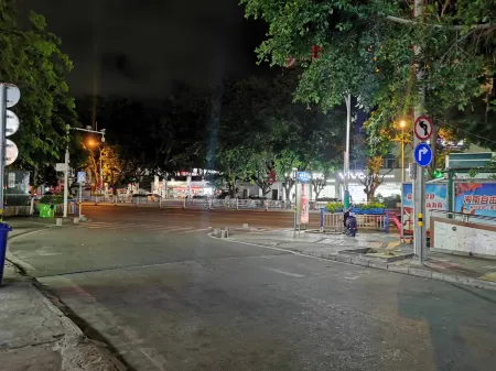 Dongfang Jinxin Hotel Отели рядом с достопримечательностью «Dongfang Museum»