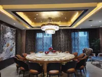 Guangcai Lijinyuan Hotel Hôtels à : Zhouqu