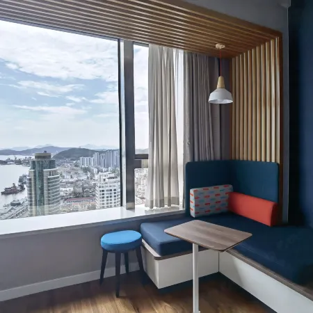 Holiday Inn Express ZHOUSHAN DINGHAI by IHG