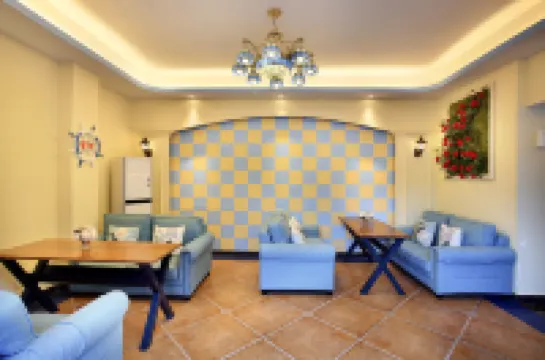 Jinshang Boutique Hotel (Guilin Railway Station Yixian Middle School Gaozhong Branch)