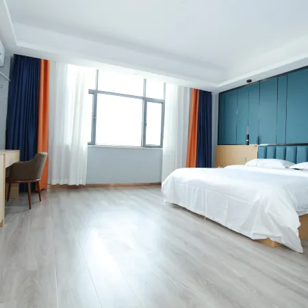 Ruoqiang Galaxy Hotel