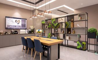 Homeinn Selected Hotel (Shenzhen Bao'an International Exhibition Center)
