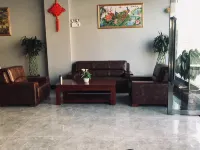 Zanda Honghui Grand Hotel Hotels in Zanda