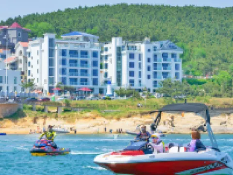 Facing Sea Hotel Hotels in Weihai