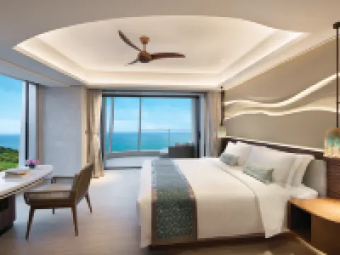 โรงแรมซิลเวอร์แซนด์ บาย ริชู โรงแรมในหุยตง