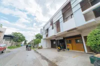 RedDoorz Near New Government Center Hotels in Bacolod