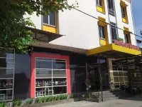 邦加佩瑪塔酒店 馬羅斯縣酒店