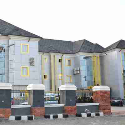 Golden Dreams Hotels and Suites Hotel Exterior