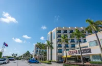 Excemon Beihai Beach Hotel（Yintan Chaodiao Square Store） Hôtels à : Beihai