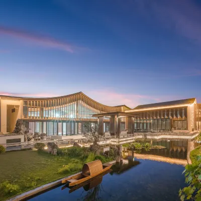 Taizhou S&N Phoenix Villa · VIP Building Hotels near Jiefangyijiangshandao Memorial Hall