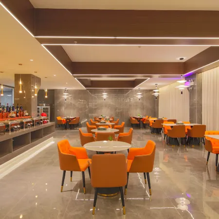 Linyi Yawen Yijing Hotel (City People's Hospital)