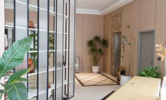 Great World Hotel Muwu