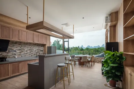 Yishan Yunshui Hotel(Yulonghe Store, Shili Gallery, Yangshuo County) Отели рядом с достопримечательностью «Totem Ancient Trail»