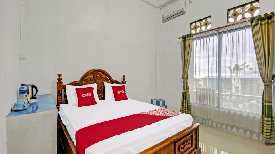 Hotel O We Bro Kost