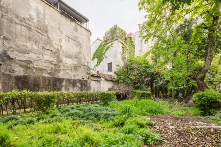 Lotus Tangyuese Homestay (Hengshan Road Branch)