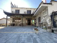 Zhaji Xiaoliangkou Chinese Inn - إقامة ريفية