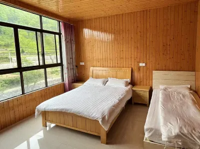 Qingliangfengyoujunhotel Hotel in zona Maxiao Gorge