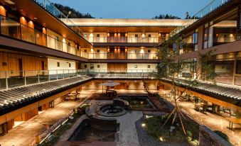 Baoxing Yunshang Xuxi Hot Spring Hotel