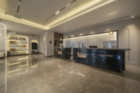 アトゥールホテル ハルビン西駅（城郷路地下鉄駅）