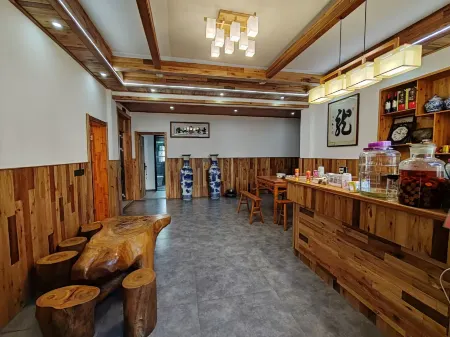 Kaihua Meirong Mountain Villa Отели рядом с достопримечательностью «Qianjiangyuan National Forest Park»