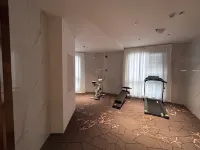 Hengyang Mile Hotel (Zhengxiang Wanda Plaza)