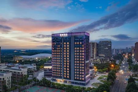 Lavande Hotels Chengdu Medical College Subway Station Branch Отели рядом с достопримечательностью «Xindu Nibatuo Peninsula»