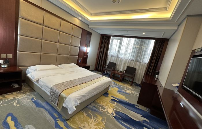 Jingyang Heyuan Zhiyou Hotel (Xi'an University of Technology Gaoke College)
