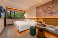 YuzuMeet Dunhuang Hotel0 Hotels near Dunhuang Bookstore